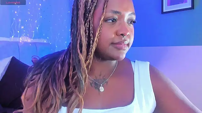 Afroditmar Live XXX Chat