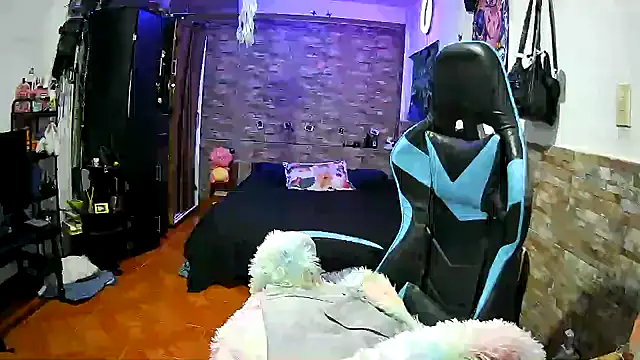 Chat +18 de AngelaQueen_ ao vivo