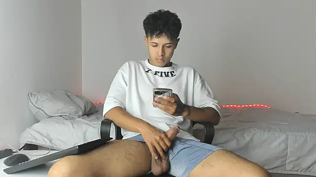 _Alex_Colton Live XXX-chat