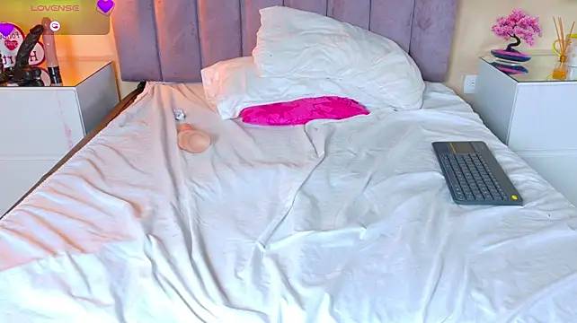 AliceeJoness_ live XXX chat