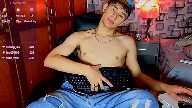 LoganSteel_ live XXX chat
