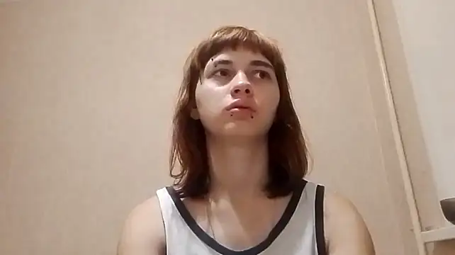 Mialivia Chat XXX live