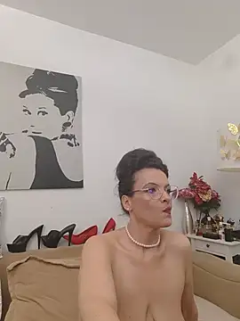 دردشة RebeccaNoble الجنسية المباشرة
