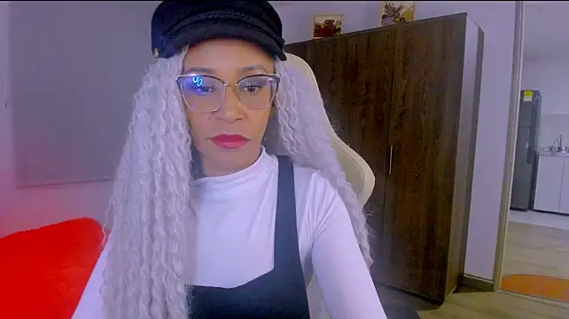 دردشة ScarlettMalbec الجنسية المباشرة