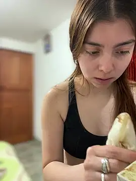 Cloew_Marz's Live XXX Chat