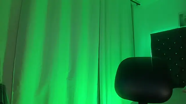 BellaRogeのライブXXXチャット