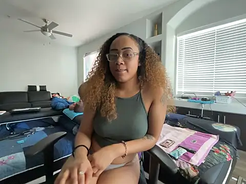 Chatroom XXX en direct de ReeseZen