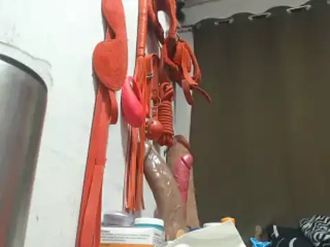 30cmHORSECOCKSELFSUCKERのウェブカメラショー