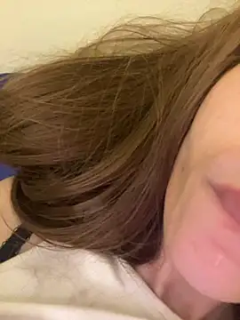 צ'אט XXX בשידור חי של Labelleamira
