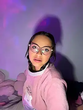 Chat +18 de annie__thompson__ ao vivo