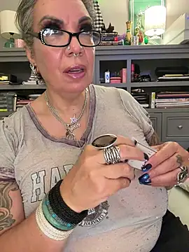 Chat XXX en directo de dieseldame1313
