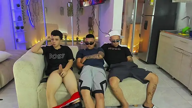عرض كام Houseofwarrios