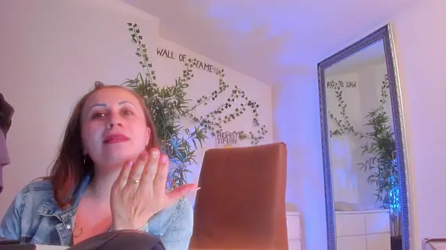 Aryanette Live XXX Chat