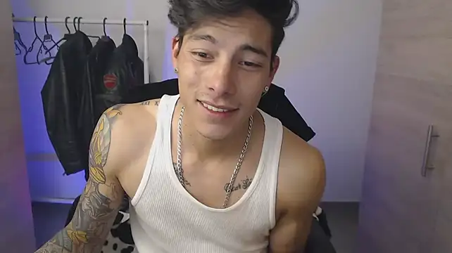 chomelo6 élő XXX-chatje