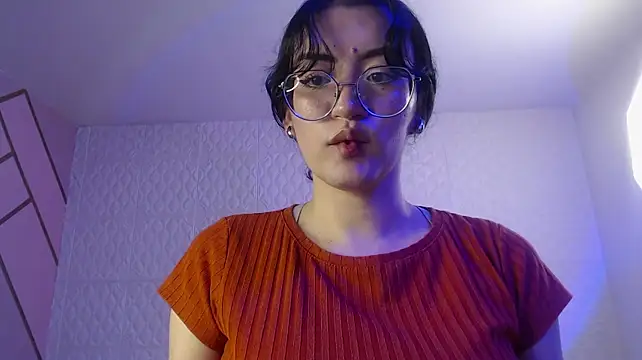 Violetaa_diazz Adlı Modelin Canlı XXX Sohbeti