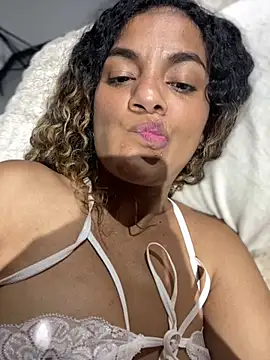 Chatroom XXX en direct de AngelPinkk_