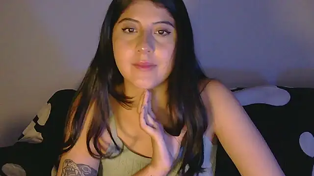 Chat XXX en directo de BubbleGumm_
