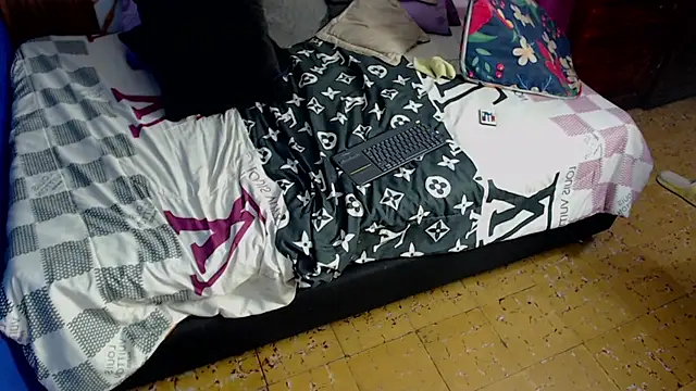 Živý XXX chat maxstroncm18