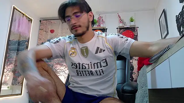 Elian_savoy Pertunjukan Webcam