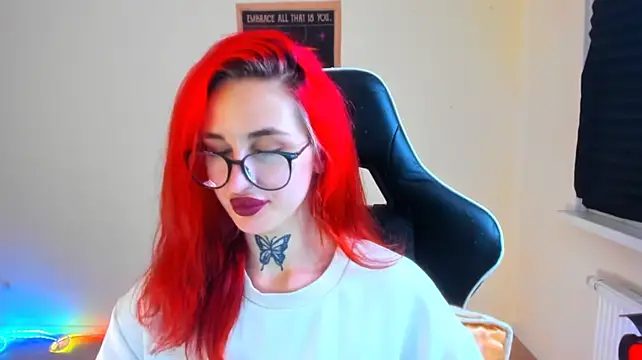 your_tora Adlı Modelin Canlı XXX Sohbeti