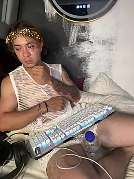 Show webcam de AngelLatinBoy