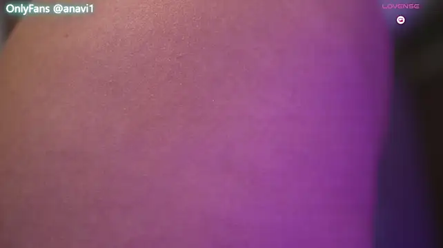 Anavi_のライブXXXチャット