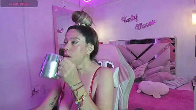 Онлайн чат XXX Karly_moon