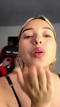 Irisweet_'s Live XXX Chat
