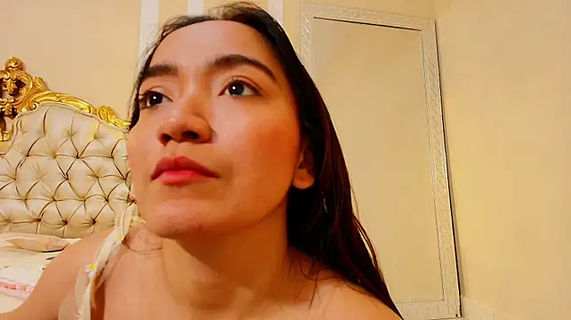 AuroraRenard Chat XXX live