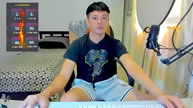 clarkdangerous 在線直播表演