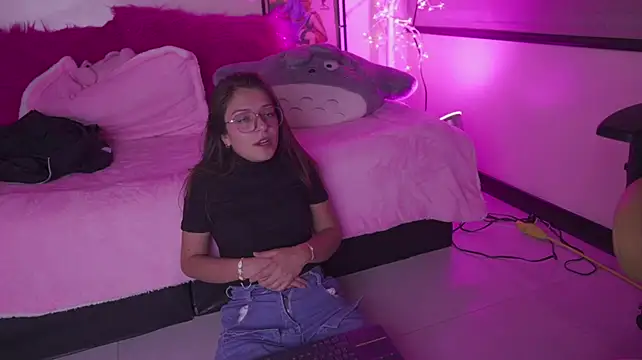 milly_kenner: онлайн-секс-чат