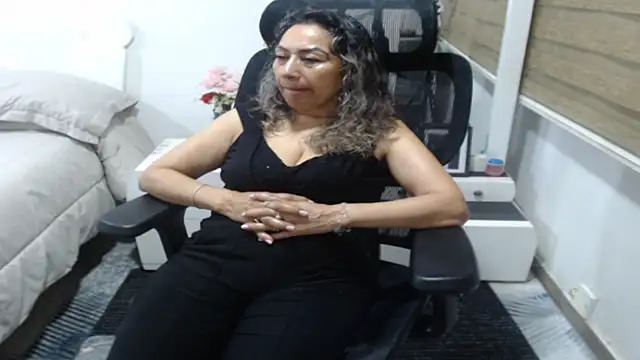 jesy_hot live XXX chat