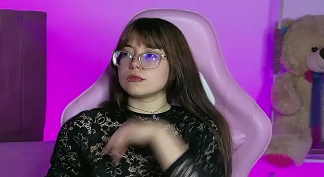 دردشة uchiiky_doll الجنسية المباشرة