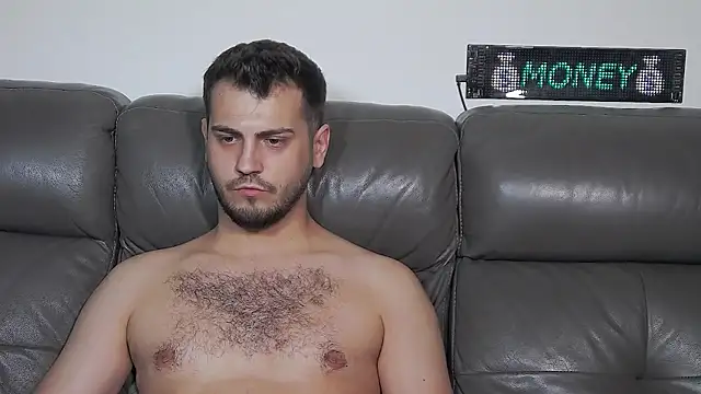 Czat XXX na żywo – CrazyDom1