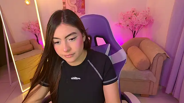 mayavexx Adlı Modelin Canlı XXX Sohbeti