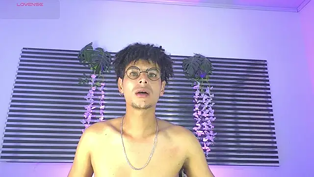 ThiiagoSaeenz Live XXX-chat