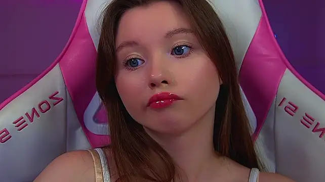 KeiraAsti's Live XXX Chat