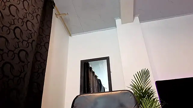 Noha-Wolf Live XXX Chat