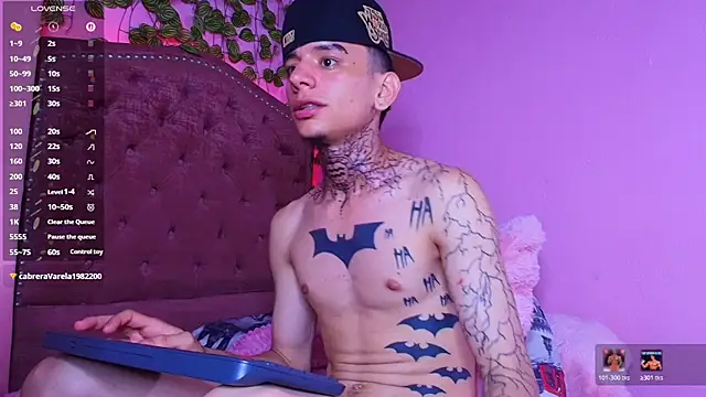TheBatMansion live XXX chat