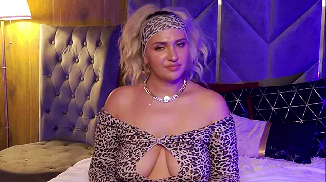 LaylaBlakes Live XXX Chat