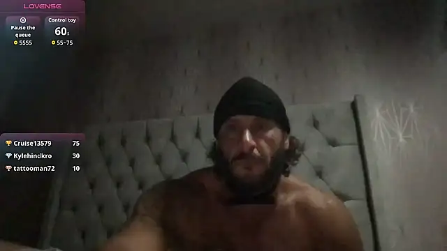 Magic_Mike_666 élő XXX-chatje