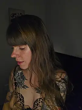 EmilieEdelana 라이브 XXX 채팅