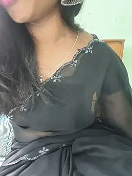 Miakhalifa24 ওয়েবক্যাম শো