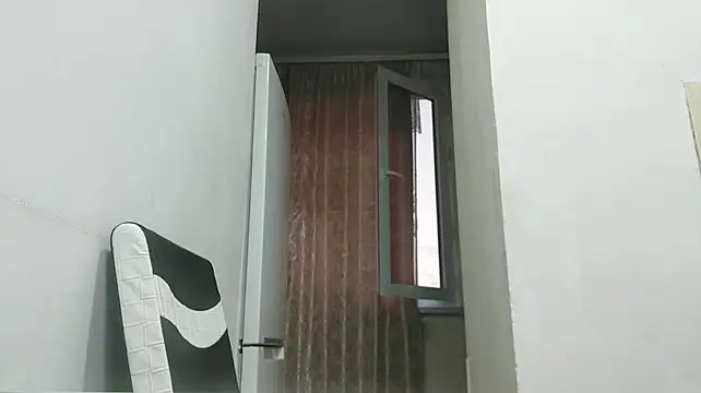 FeliniKatechini live XXX chat