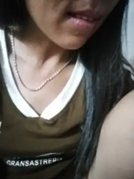 Chat +18 de Helen-nn ao vivo