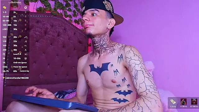 TheBatMansion's Live XXX Chat