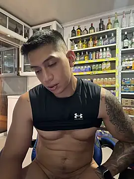 OliverWest04 – Live XXX-chat