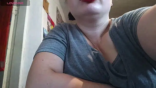 Chatroom XXX en direct de Cora_Maro