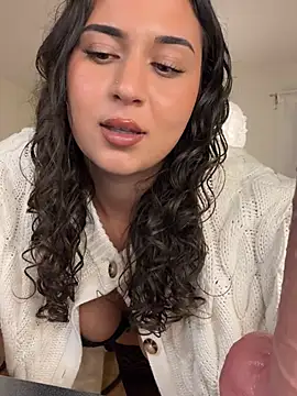 Yasmine-blue élő XXX-chatje