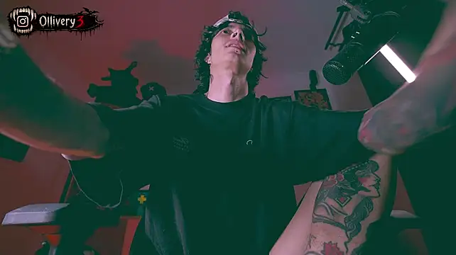 Olliver___y live XXX chat
